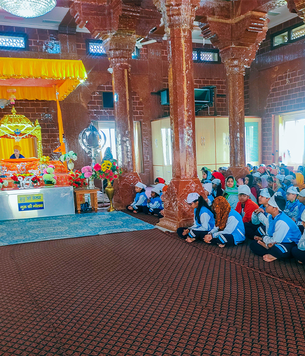 Religious Trip To Gurudwara